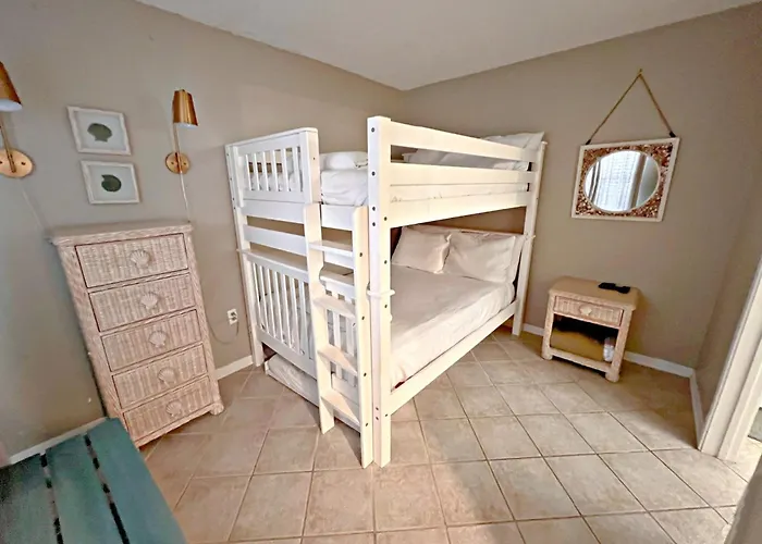Surf Side Shores Holiday home